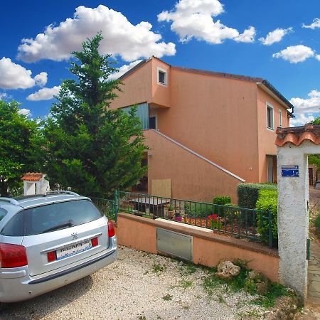 Apartments Davor 1676 Banjole Buitenkant foto