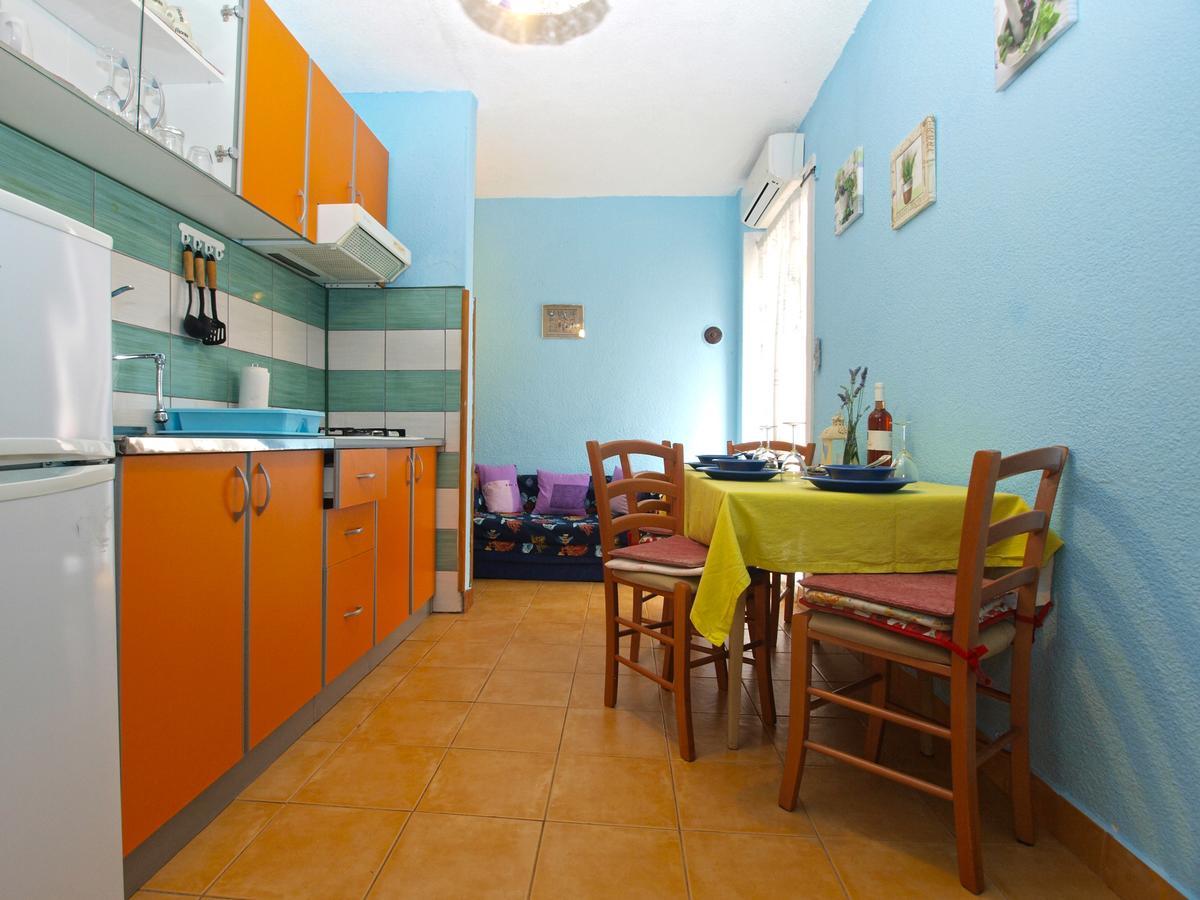 Apartments Davor 1676 Banjole Buitenkant foto
