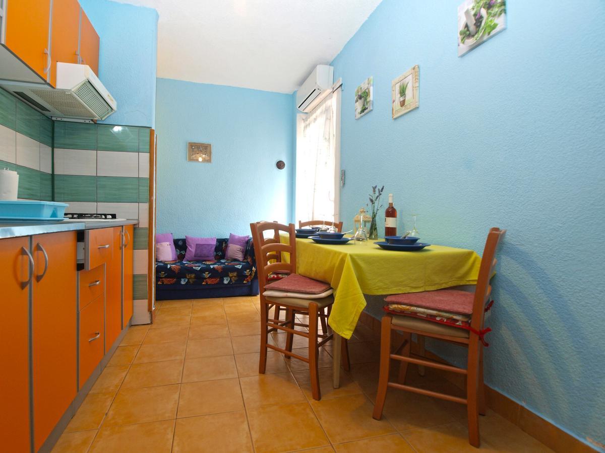 Apartments Davor 1676 Banjole Buitenkant foto