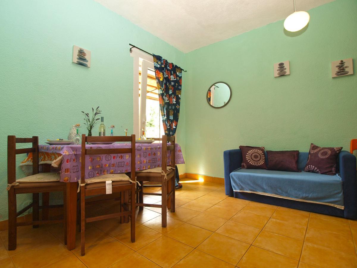 Apartments Davor 1676 Banjole Buitenkant foto